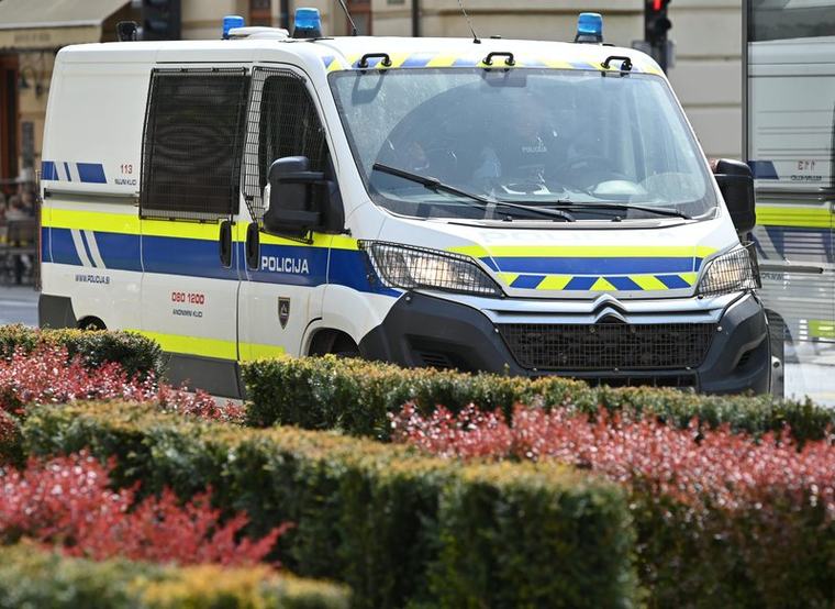 Preiskovalni sodnik glede incidenta v Kranju brez usmiljenja: obe udeleženki ostajata za zapahi!