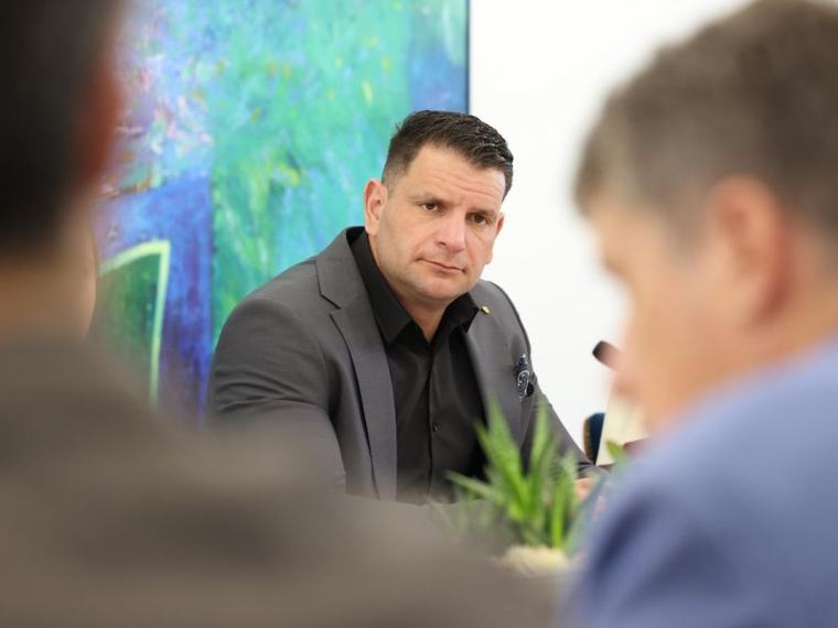 STEVANOVIĆ RAZKRIL: Izpolnjeni so pogoji za kazenski postopek zoper Goloba (VIDEO)