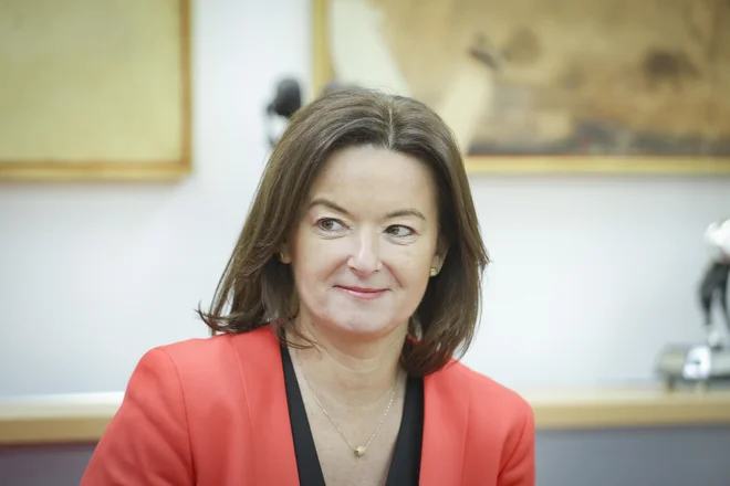 Za kaj bo torej jeseni poprijela Tanja Fajon? Zaenkrat kaže, da tole (FOTO)