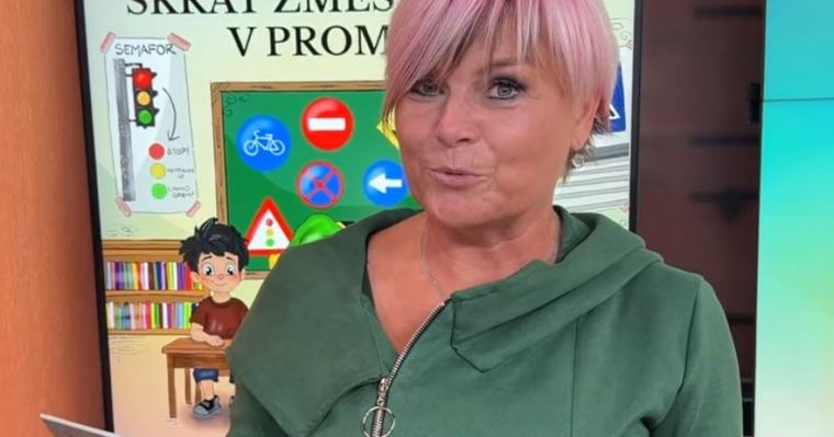 1. 9. 26 J.U. Pevka Claudia iz sveta glasbe v Deželo Škratov Claudia nam je predstavila Škrata Zmešnjavčka v prometu. Spoznali smo ga v obliki pesmi, plesne koreografije in v obliki knjige.