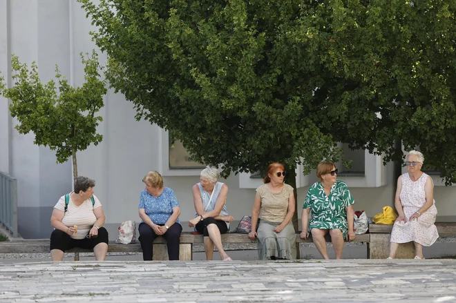 Tudi mladi bodo, če bodo imeli srečo, enkrat stari