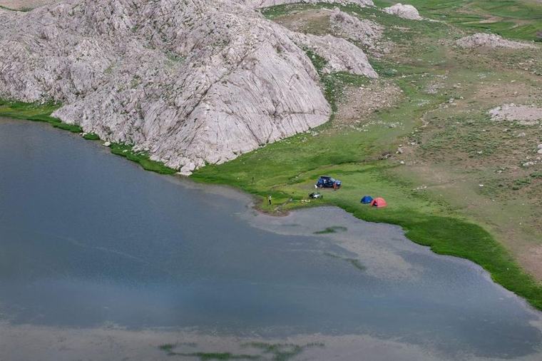 Ne, niso se izgubili — le peščica turistov je odkrila ta raj na zemlji, zdaj upajo, da so tudi edini