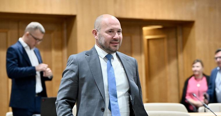 Vožnja ne bo cenejša: cene goriv se bodo še višale