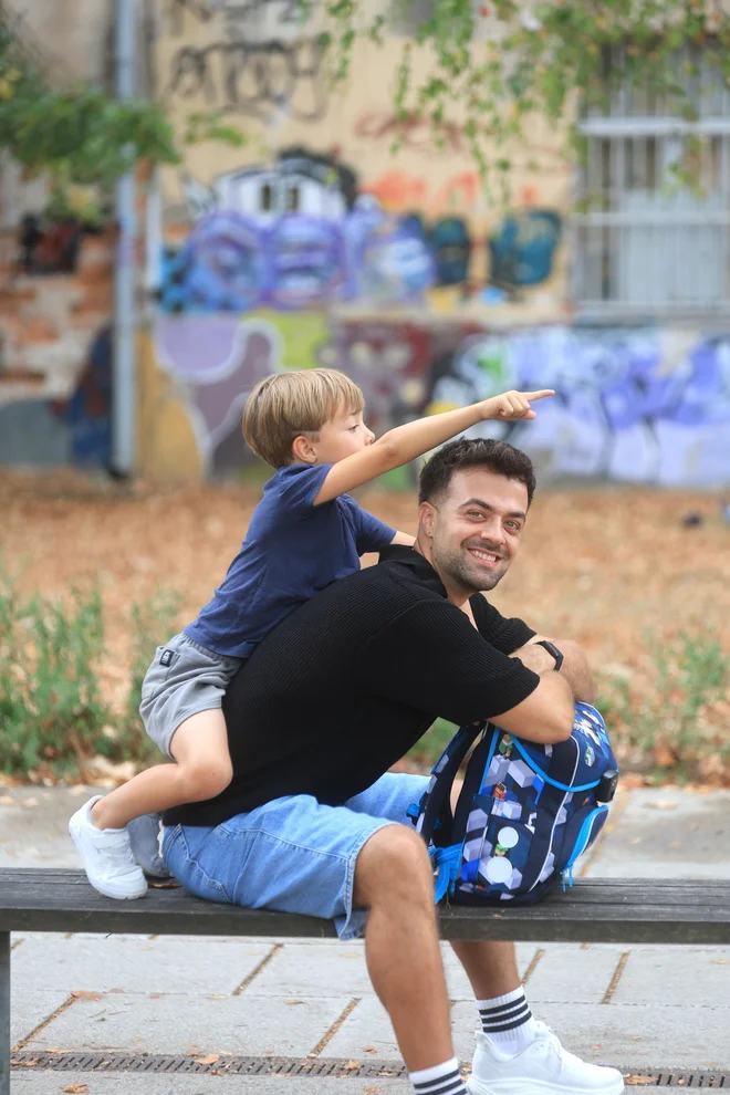 Gašper in Brin Rifelj: Naj bo šola veselje, ne pritisk (Suzy)