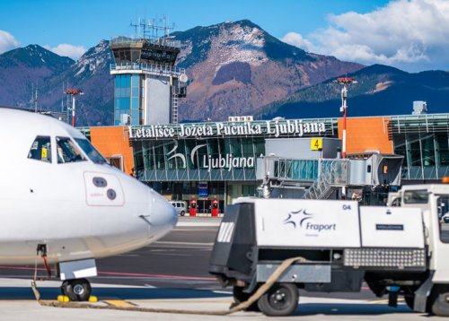 PO 36 LETIH SE VRAČA POVEZAVA Z NEW YORKOM: United bo letel štirikrat tedensko