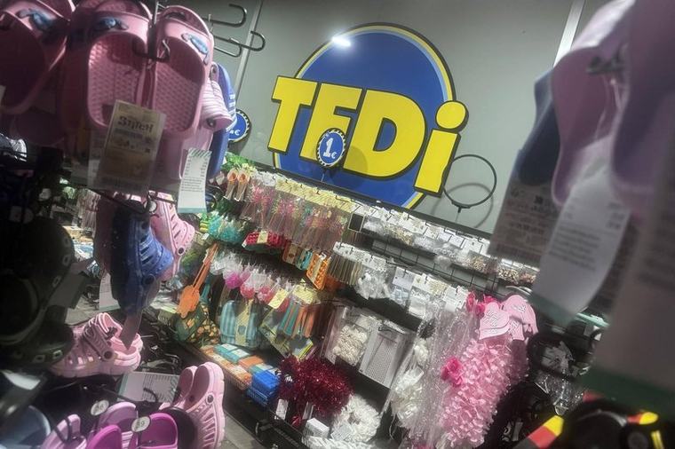 Tedi umaknil ta izdelek: če ste ga kupili, ga vrnite na mesto nakupa