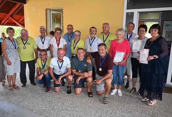 Zabava in tekmovanje ob obletnici PU Prebold: v šahu najboljša Biserka, v pikadu Jože