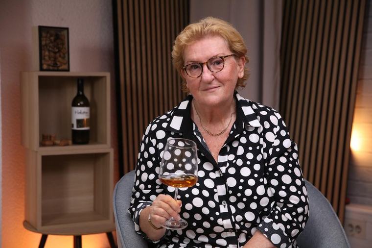 Priznana sommelierka Mira Šemić: "Osebni okus narekuje, kaj boš pil. Znanje pa, kako boš vino razumel"