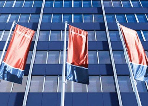 V PETROLU OB RASTI PRIHODKOV UPAD DOBIČKA: Zaradi regulacije možne omejitve točenja in zapiranje prodajnih mest